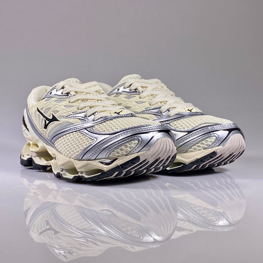 WMNS WAVE PROPHECY LS