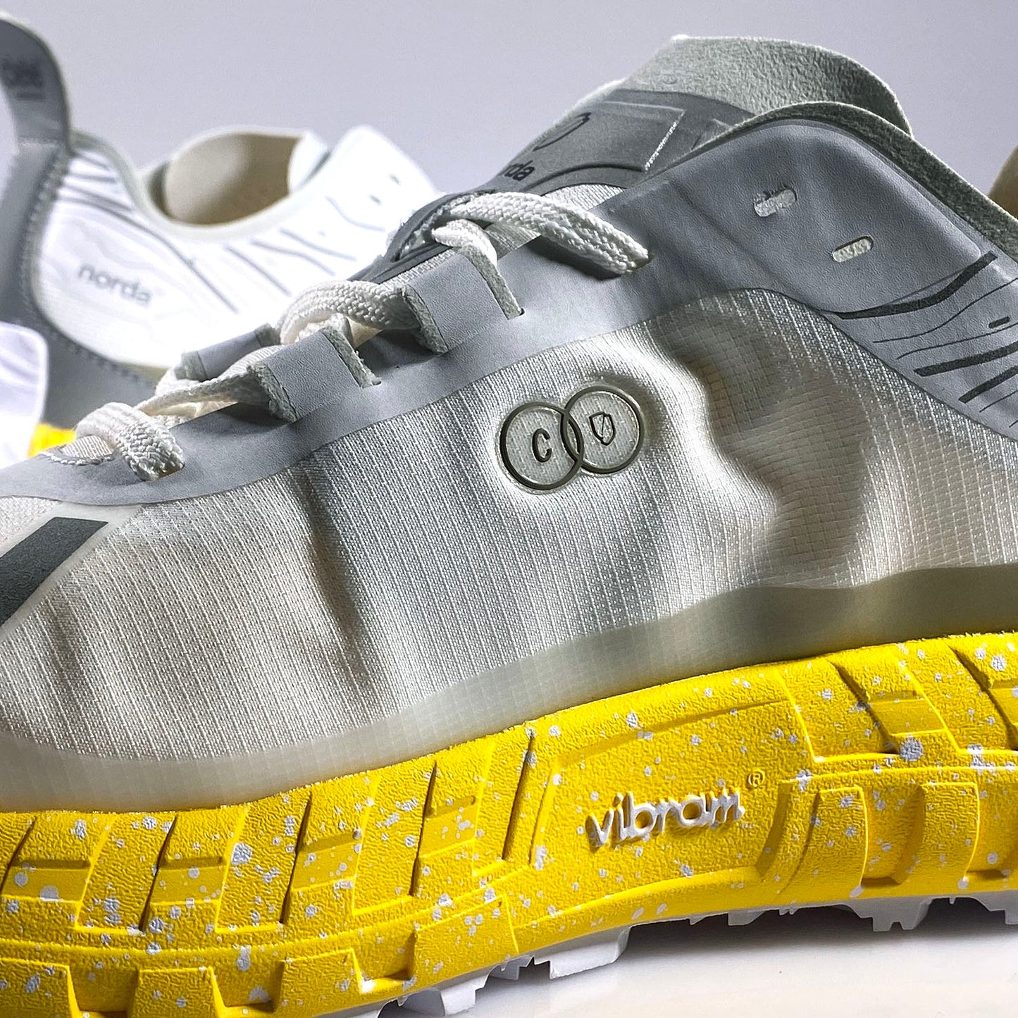 norda 001 x ciele "cooper´s hawk" M