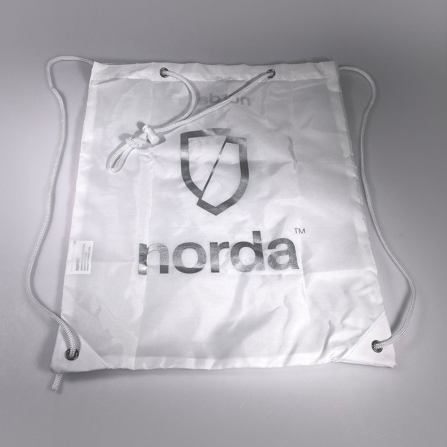 norda 001 x RAY ZAHAB M