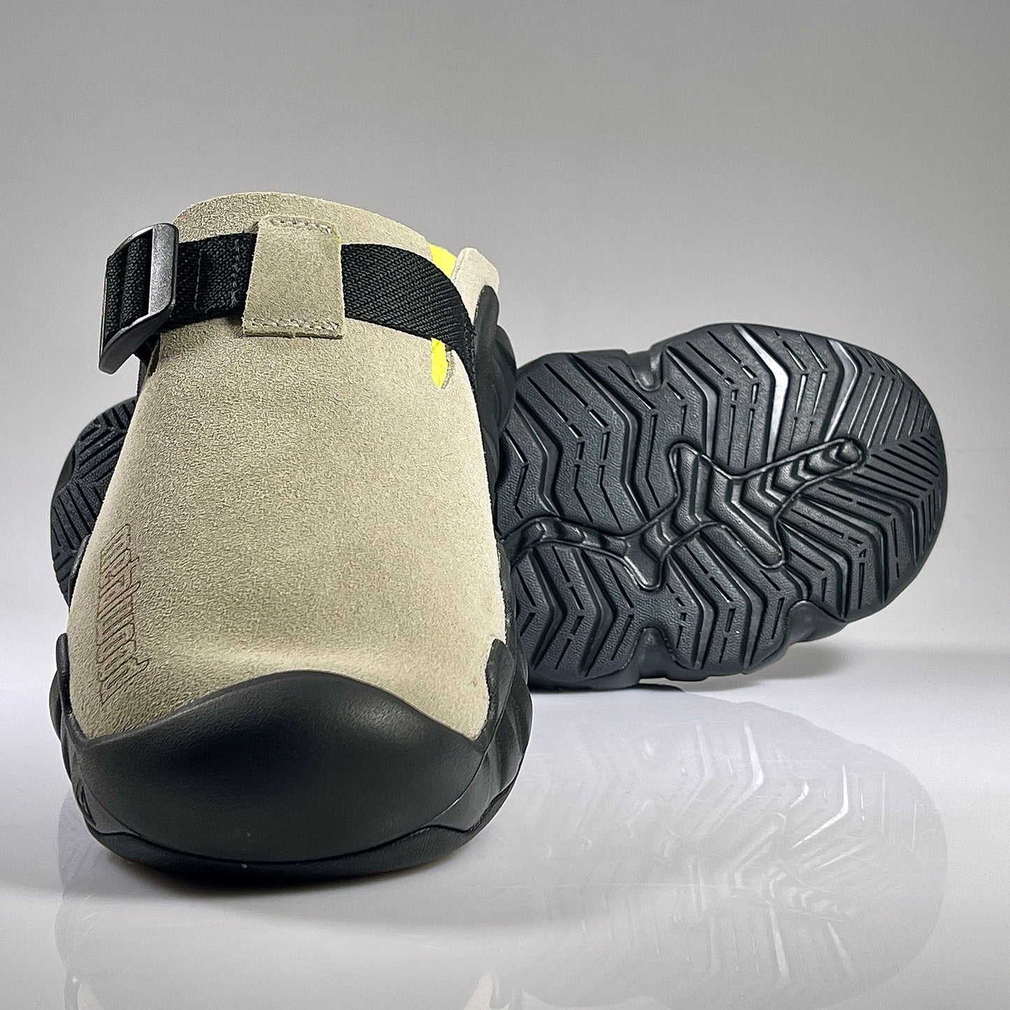 HYPERPORT CLOG LEATHER X METALWOOD