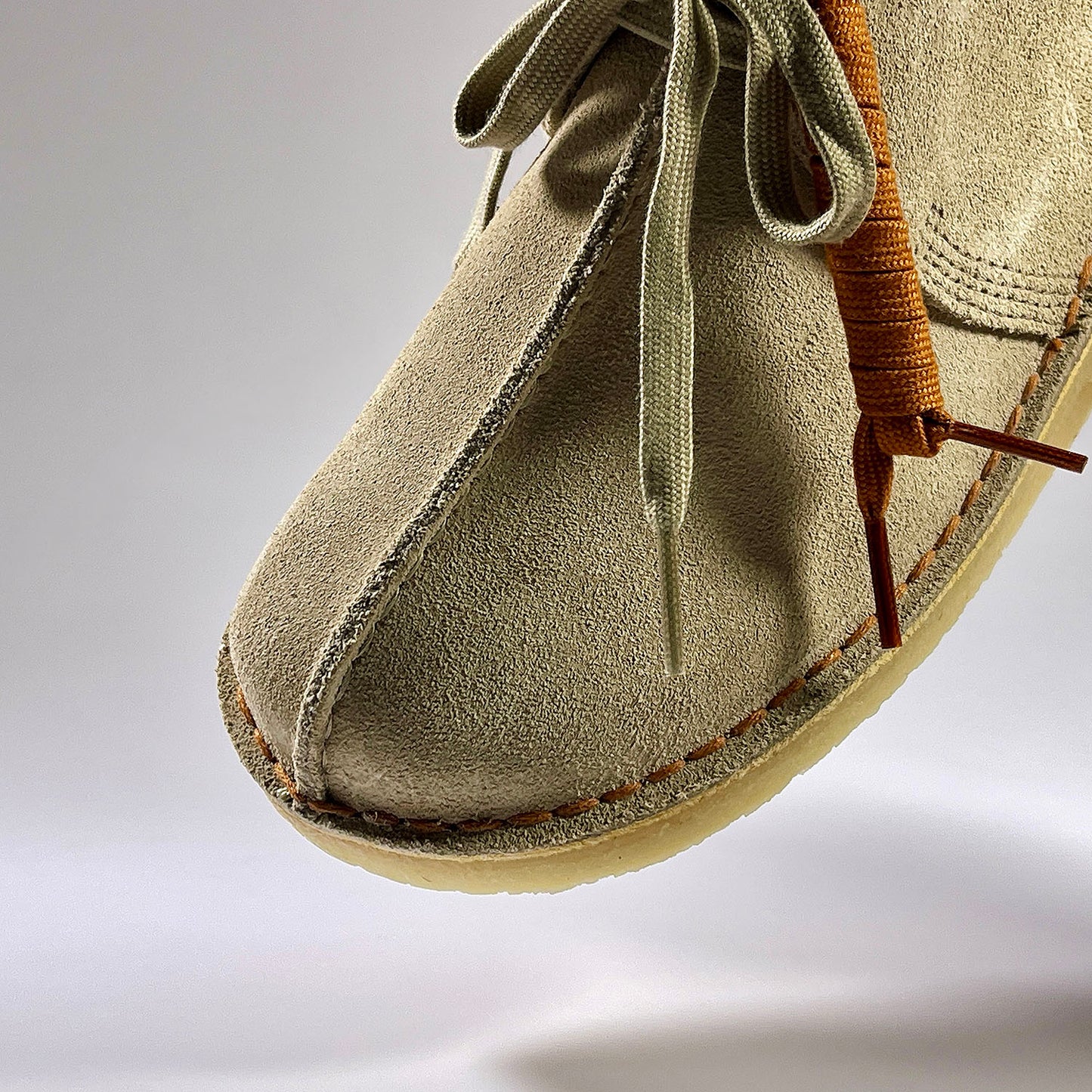 WMNS Desert Trek Suede