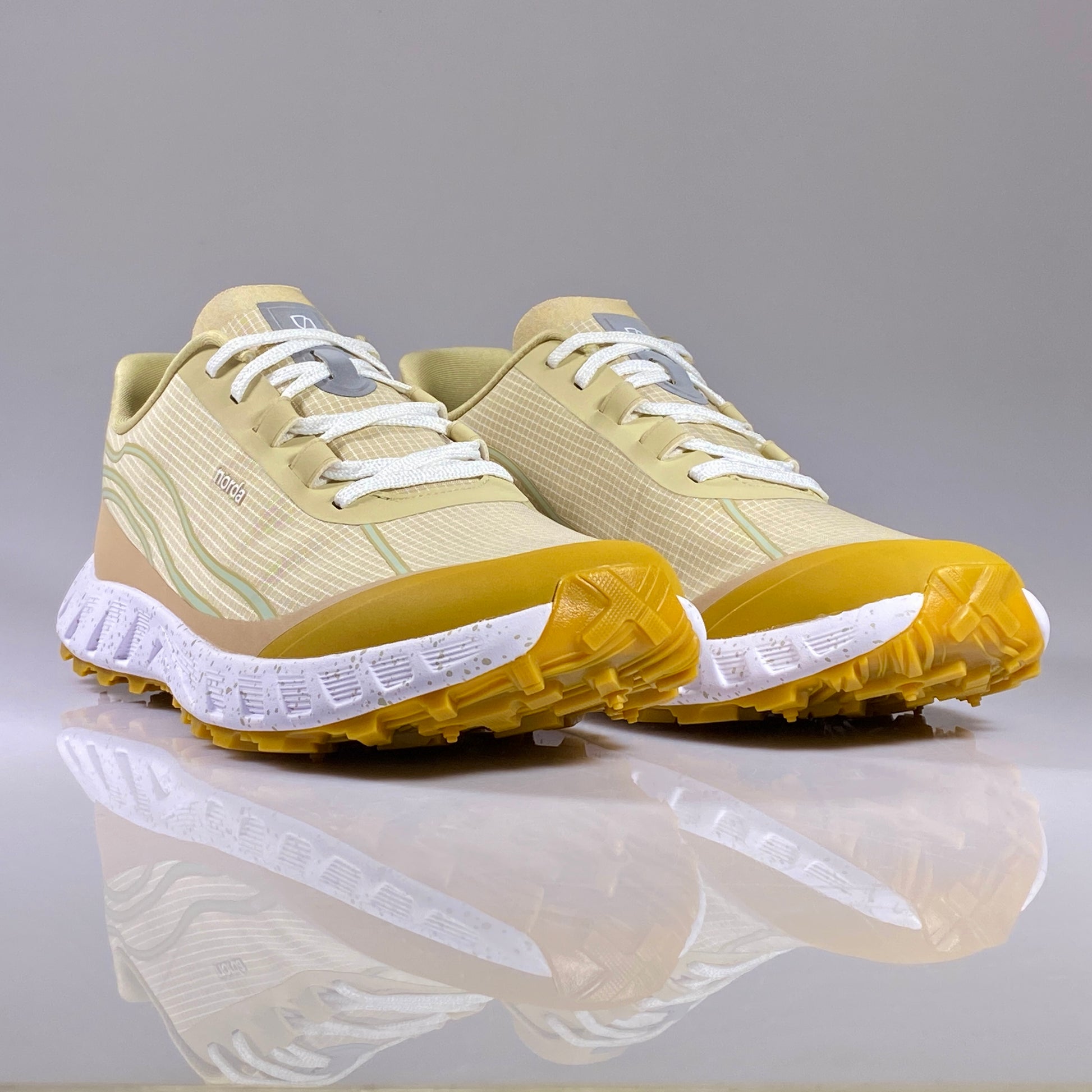 norda run "norda 002 M Sand" – EDONORA1