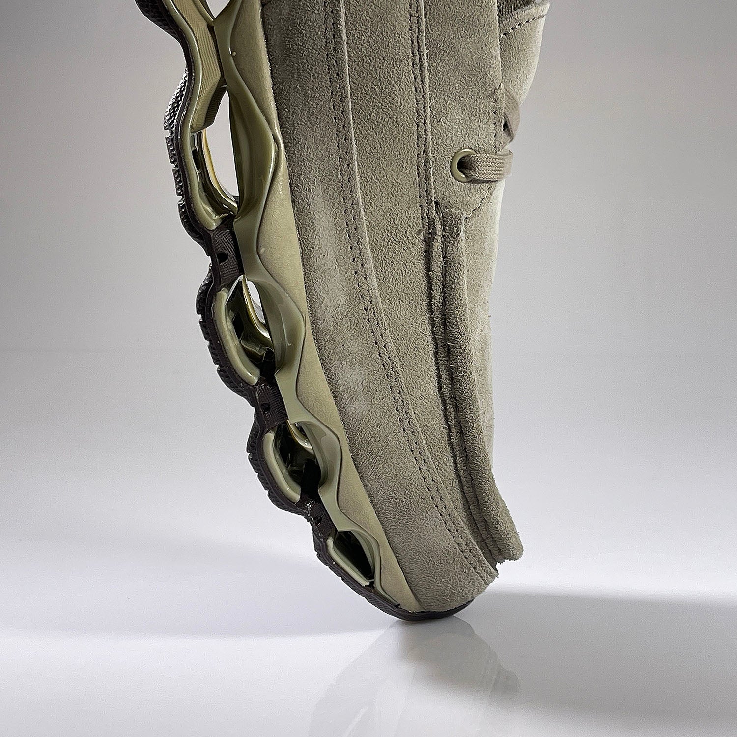 MIZUNO 