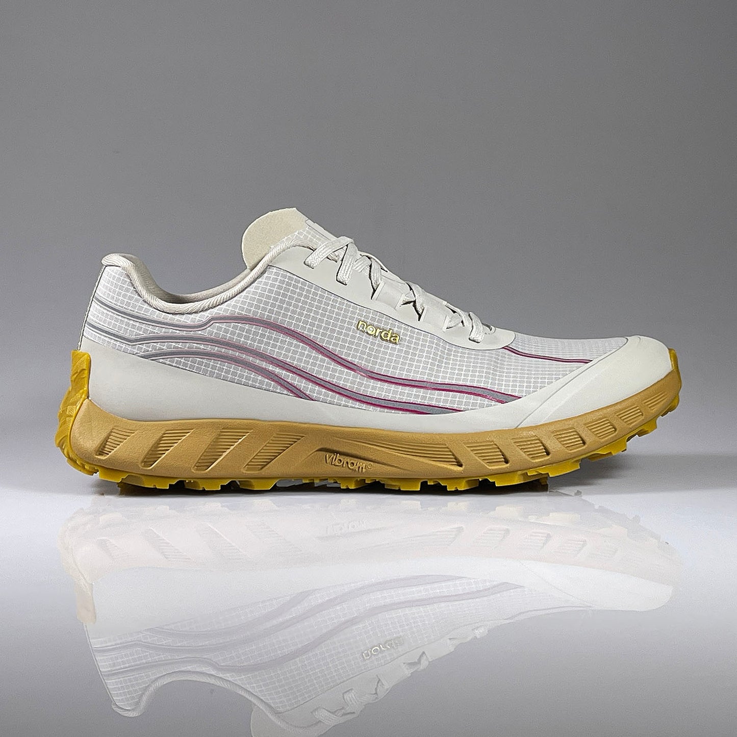 norda 002 M MOONBEAM