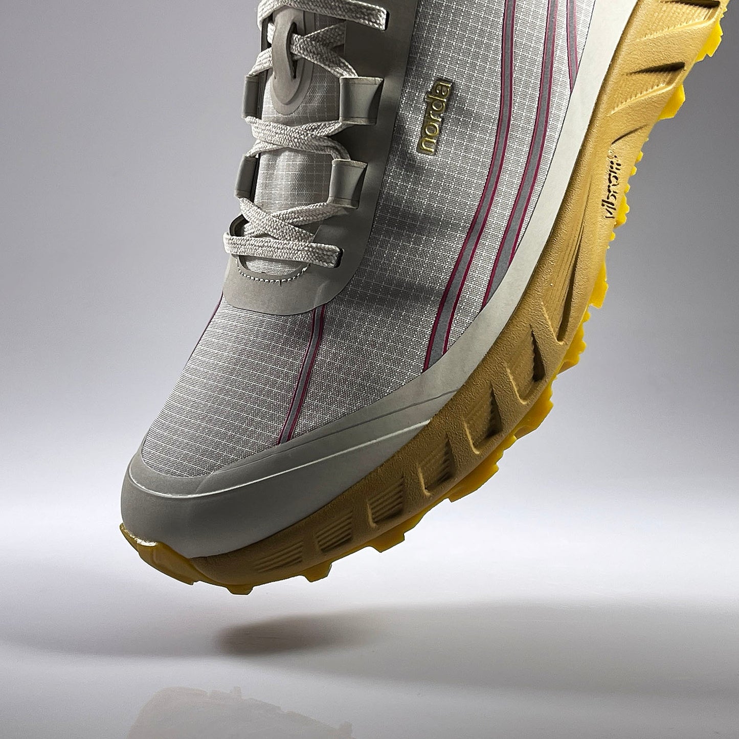 norda 002 M MOONBEAM